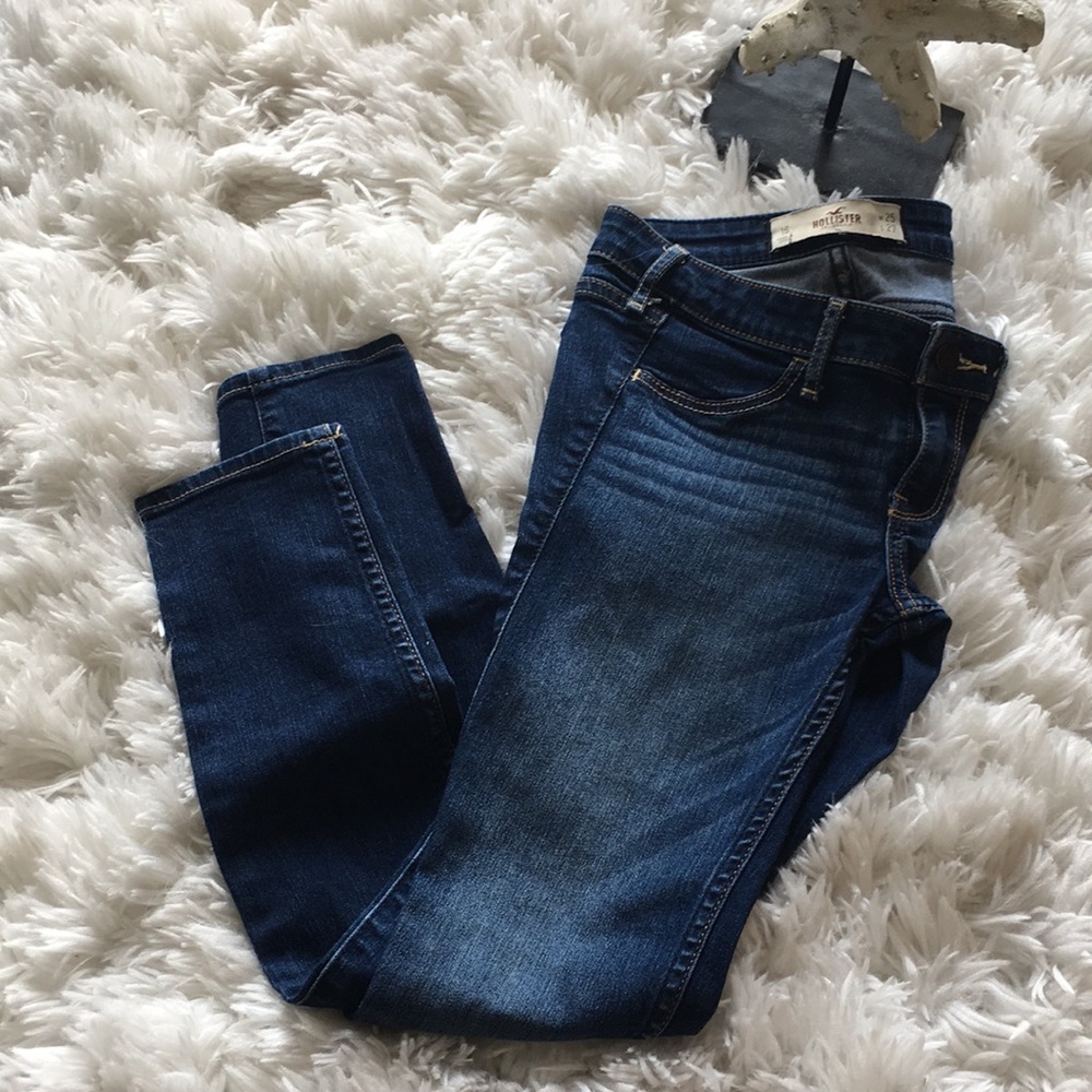 Hollister jeans